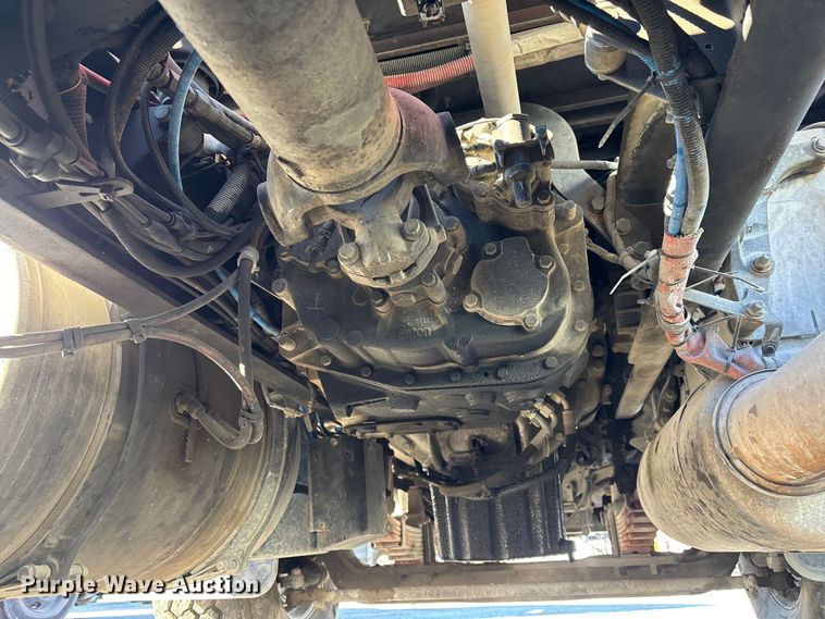 image for item YA1618 2016 Western Star 4700SF ready mix truck