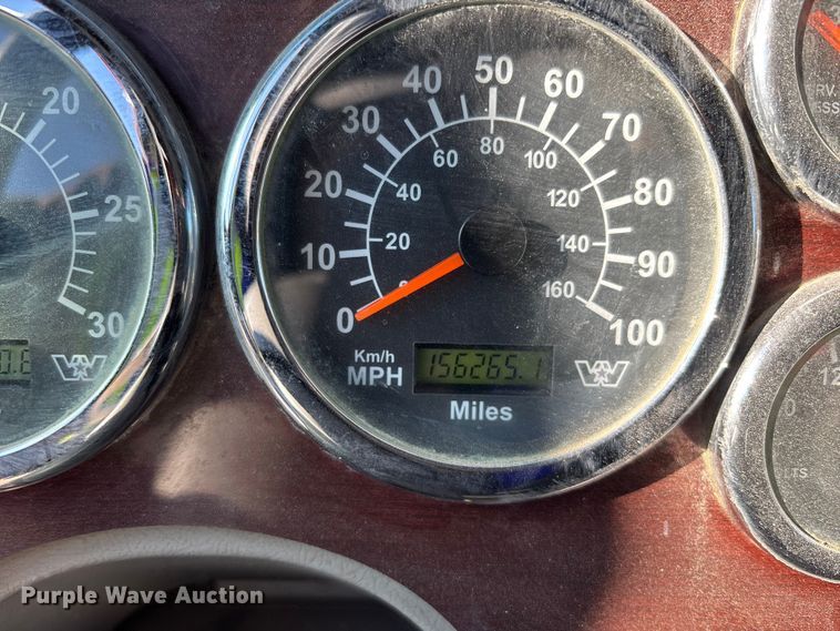 image for item YA1618 2016 Western Star 4700SF ready mix truck