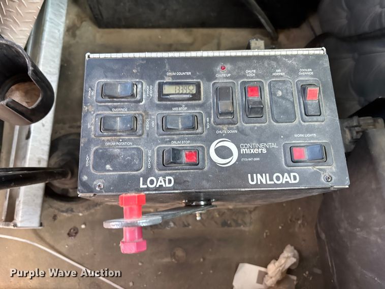 image for item YA1618 2016 Western Star 4700SF ready mix truck