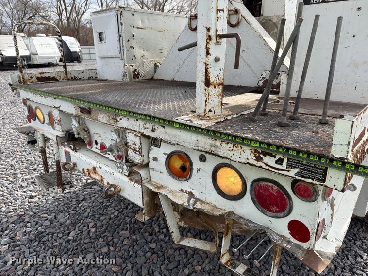 image for item YA2001 2005 Ford F750 Super Duty bucket truck