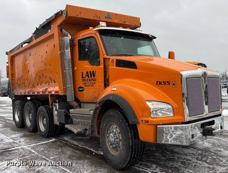 image for item YA2031 2020 Kenworth T880 dump truck