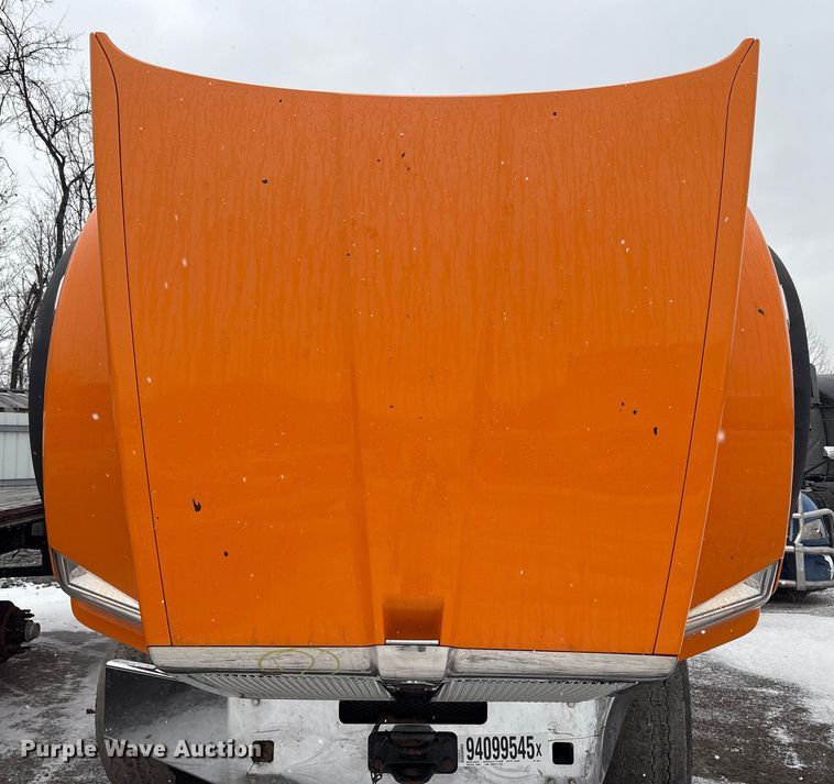 image for item YA2031 2020 Kenworth T880 dump truck