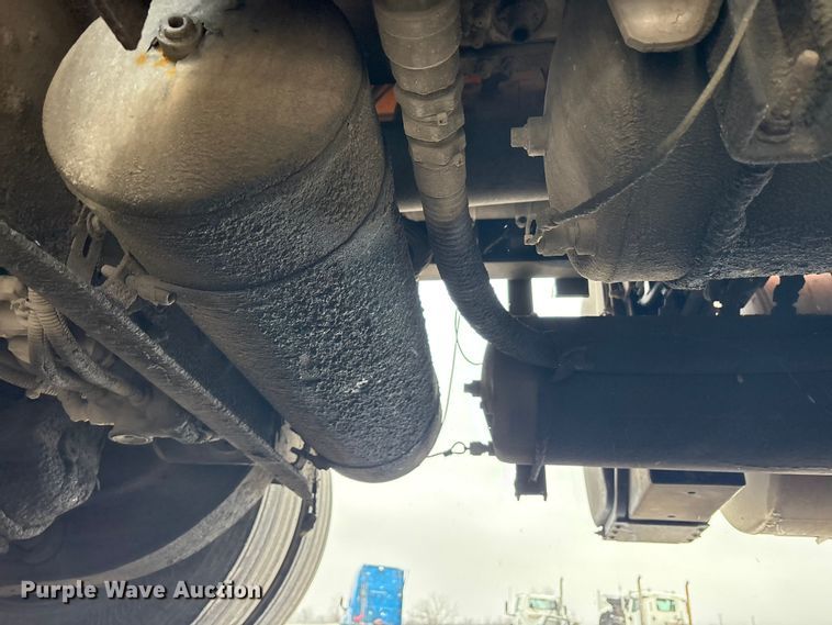 image for item YA2031 2020 Kenworth T880 dump truck