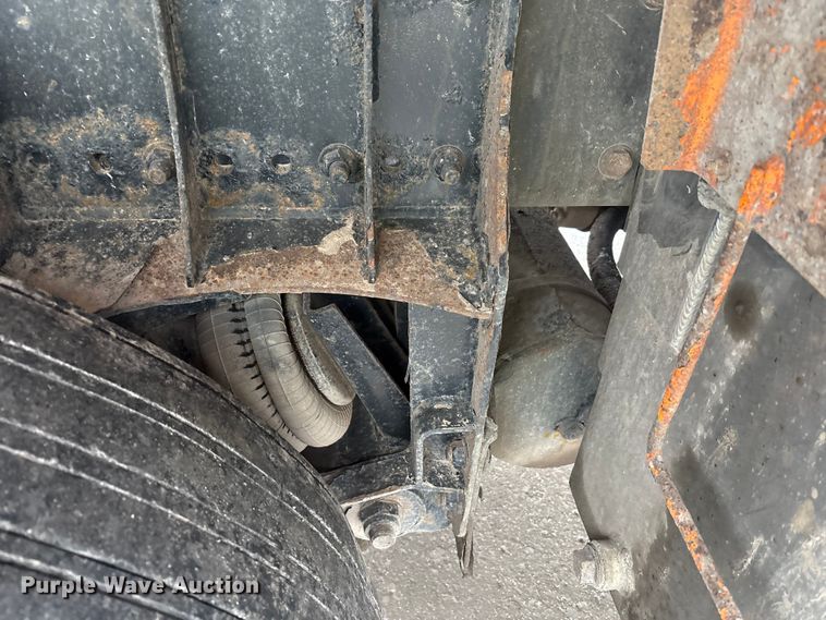 image for item YA2031 2020 Kenworth T880 dump truck