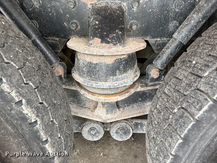 image for item YA2031 2020 Kenworth T880 dump truck