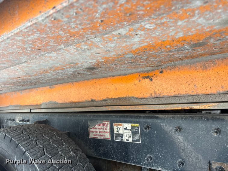 image for item YA2031 2020 Kenworth T880 dump truck