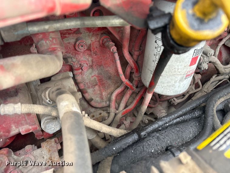 image for item YA2031 2020 Kenworth T880 dump truck