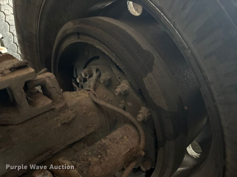 image for item YA2031 2020 Kenworth T880 dump truck