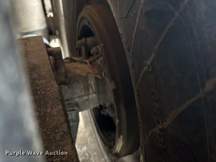 image for item YA2031 2020 Kenworth T880 dump truck