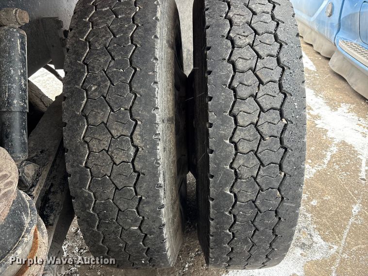 image for item YA2031 2020 Kenworth T880 dump truck