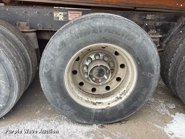 image for item YA2031 2020 Kenworth T880 dump truck