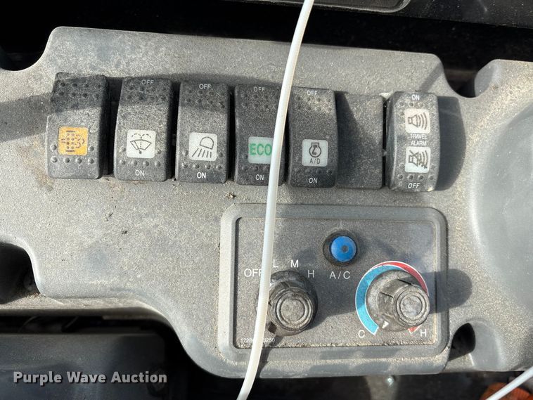 image for item YA2175 2022 Yanmar SV40 mini excavator
