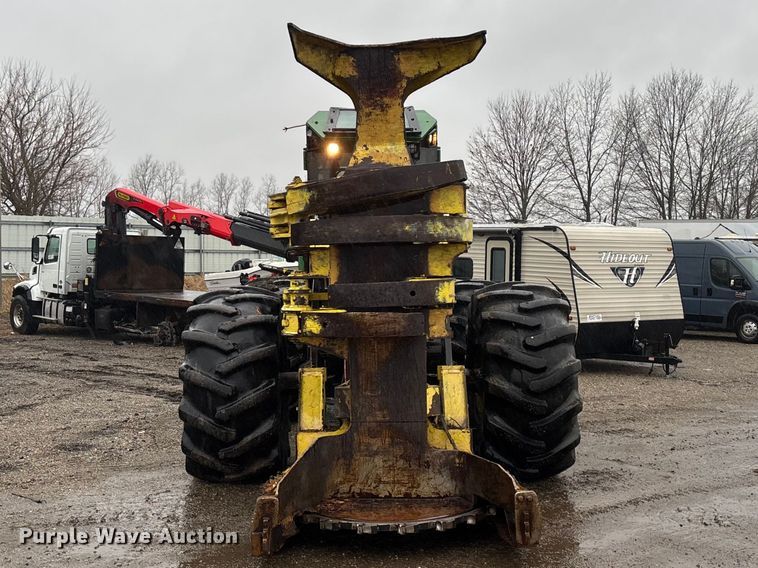 image for item YA2205 2009 John Deere 843J feller buncher