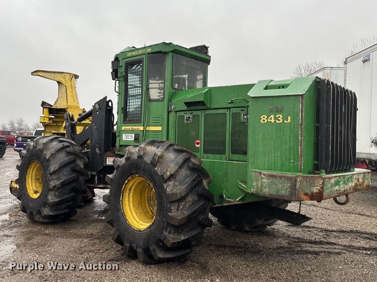 image for item YA2205 2009 John Deere 843J feller buncher