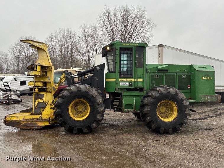 image for item YA2205 2009 John Deere 843J feller buncher