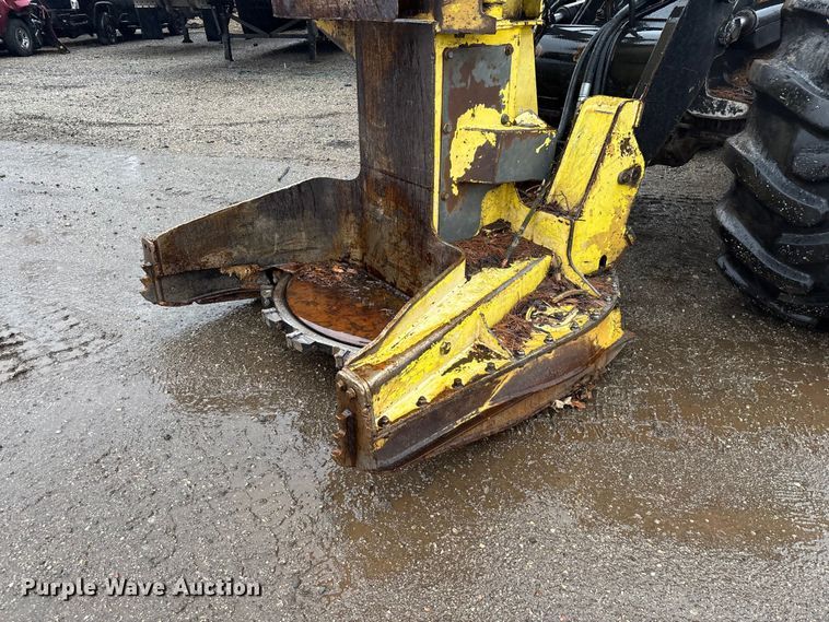 image for item YA2205 2009 John Deere 843J feller buncher