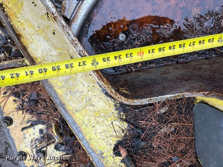 image for item YA2205 2009 John Deere 843J feller buncher