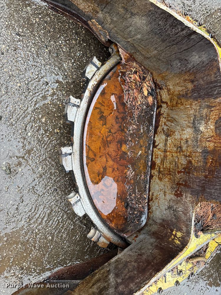 image for item YA2205 2009 John Deere 843J feller buncher