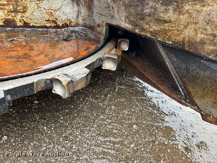 image for item YA2205 2009 John Deere 843J feller buncher