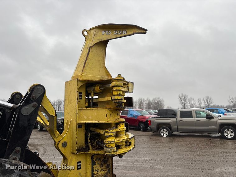 image for item YA2205 2009 John Deere 843J feller buncher