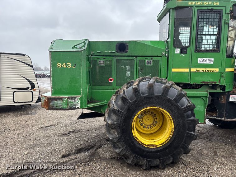 image for item YA2205 2009 John Deere 843J feller buncher