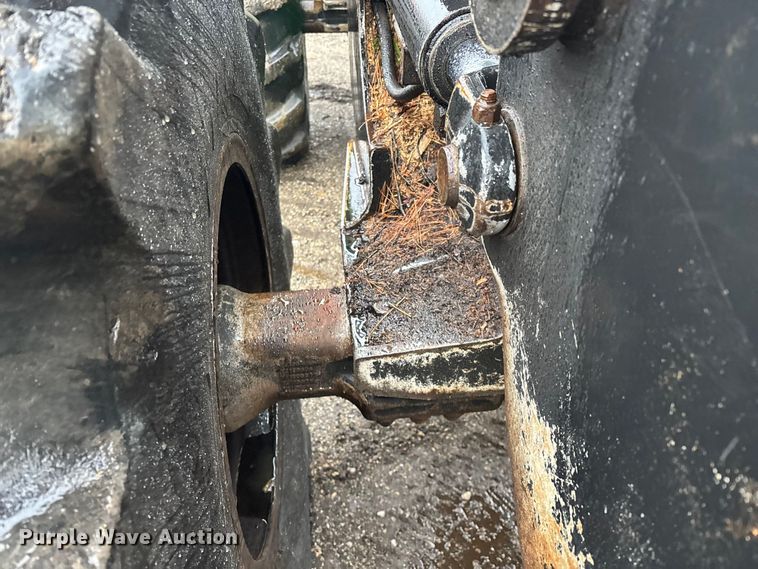 image for item YA2205 2009 John Deere 843J feller buncher