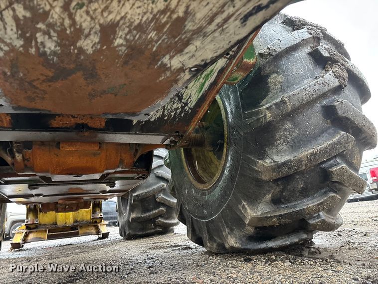 image for item YA2205 2009 John Deere 843J feller buncher