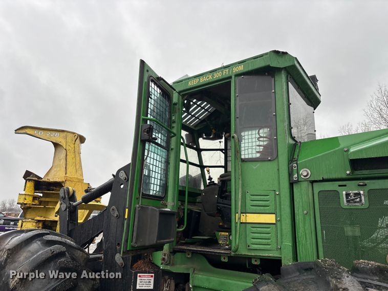 image for item YA2205 2009 John Deere 843J feller buncher