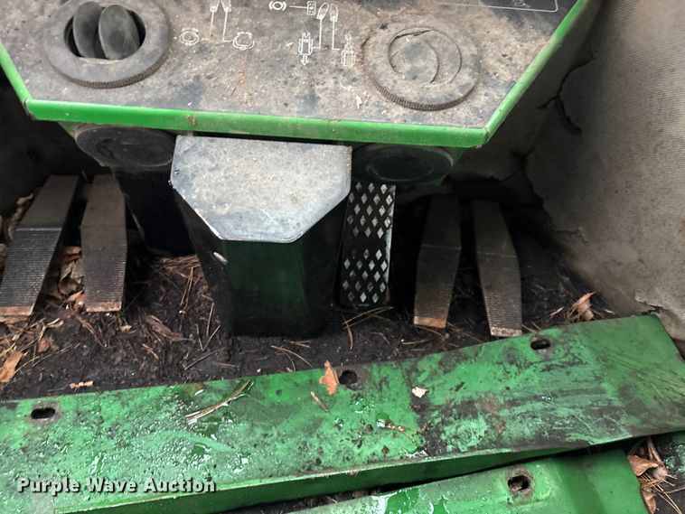 image for item YA2205 2009 John Deere 843J feller buncher