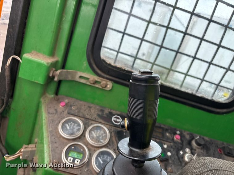 image for item YA2205 2009 John Deere 843J feller buncher