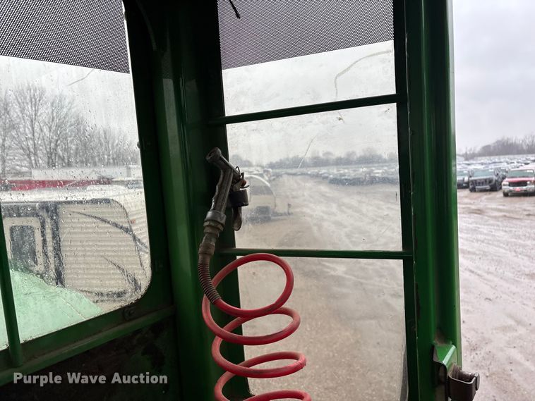 image for item YA2205 2009 John Deere 843J feller buncher