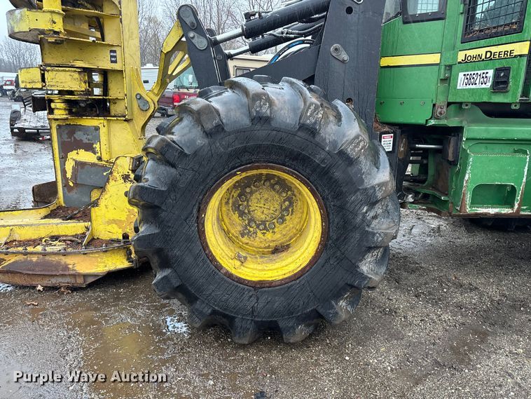 image for item YA2205 2009 John Deere 843J feller buncher
