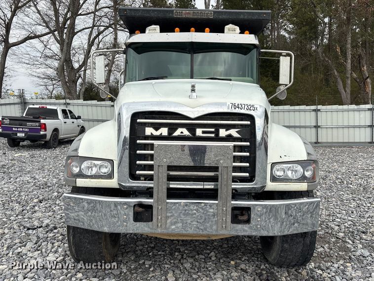 image for item YA2234 2019 Mack GR64F dump truck