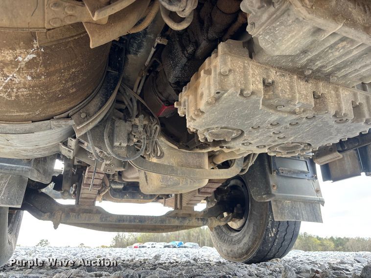 image for item YA2234 2019 Mack GR64F dump truck