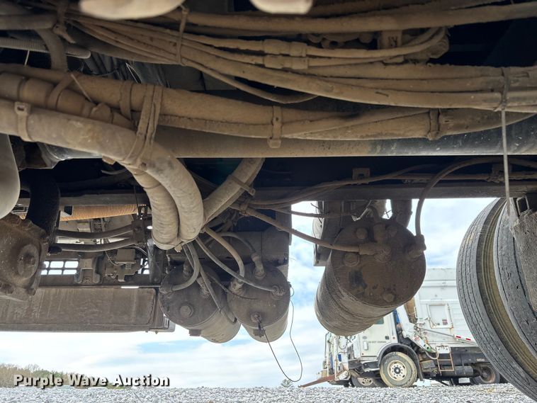 image for item YA2234 2019 Mack GR64F dump truck