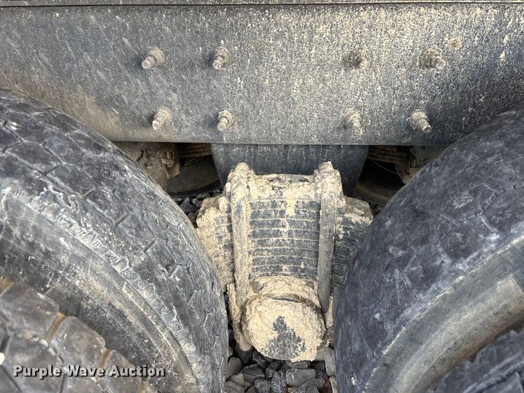 image for item YA2234 2019 Mack GR64F dump truck