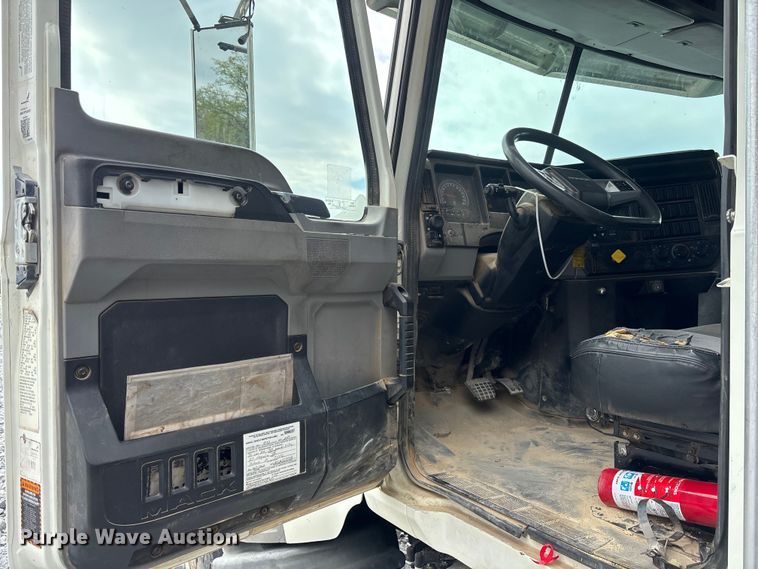 image for item YA2234 2019 Mack GR64F dump truck