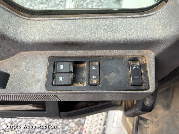 image for item YA2234 2019 Mack GR64F dump truck