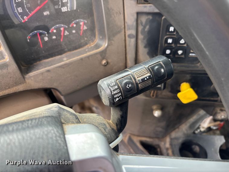 image for item YA2234 2019 Mack GR64F dump truck