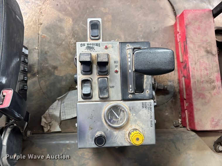 image for item YA2234 2019 Mack GR64F dump truck