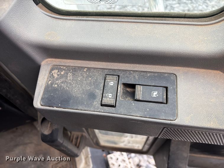 image for item YA2234 2019 Mack GR64F dump truck