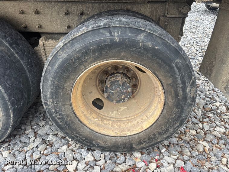 image for item YA2234 2019 Mack GR64F dump truck