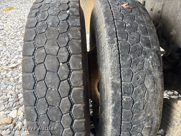 image for item YA2234 2019 Mack GR64F dump truck