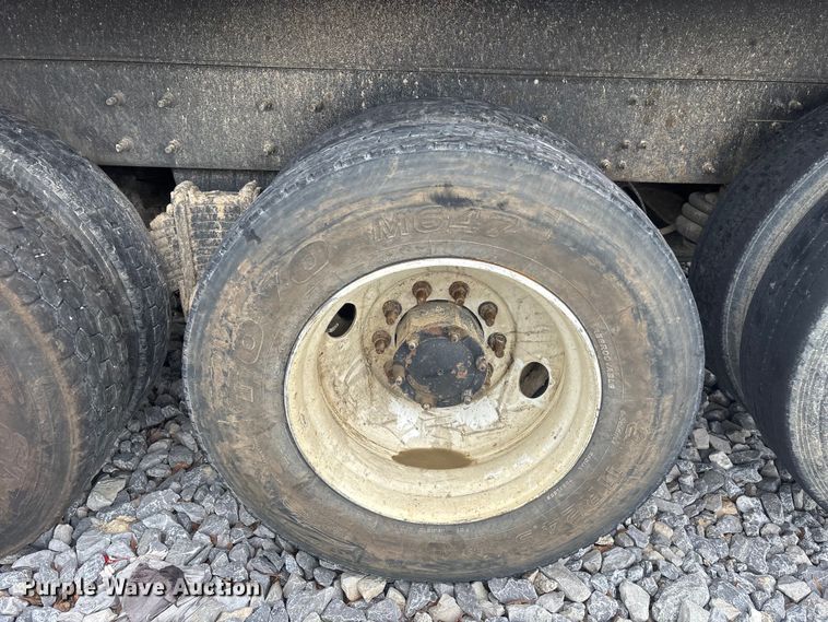 image for item YA2234 2019 Mack GR64F dump truck
