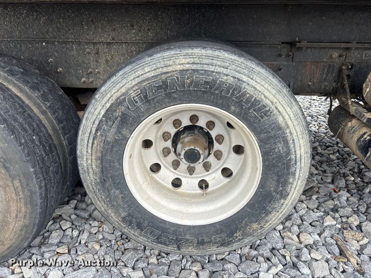 image for item YA2234 2019 Mack GR64F dump truck