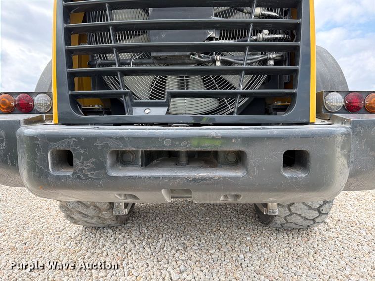 image for item YA2642 2023 Komatsu WA380-8 wheel loader