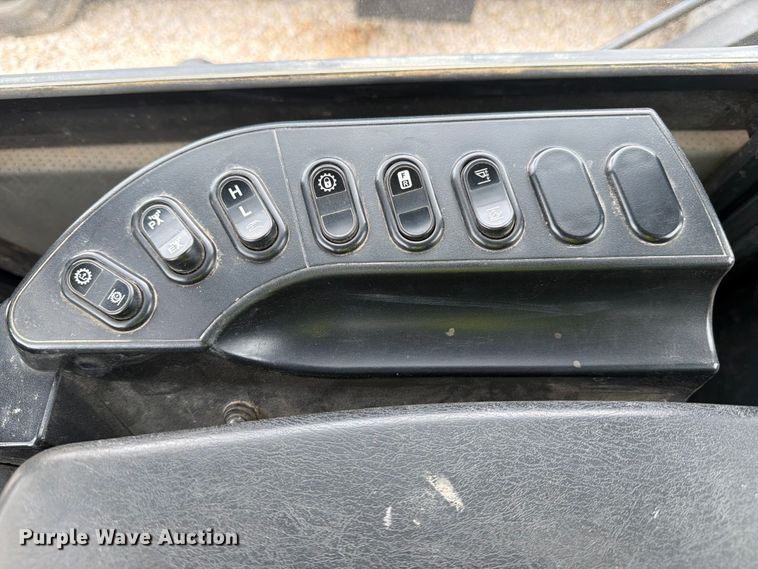 image for item YA2642 2023 Komatsu WA380-8 wheel loader