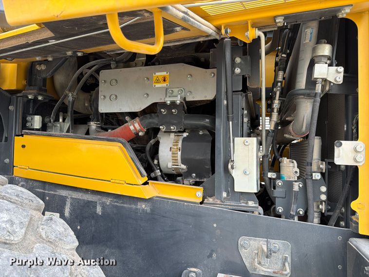 image for item YA2642 2023 Komatsu WA380-8 wheel loader