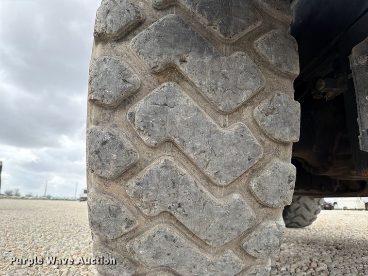 image for item YA2642 2023 Komatsu WA380-8 wheel loader