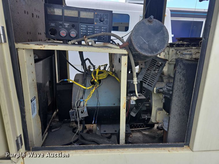 image for item YA2729 2005 Kohler Power Systems generator
